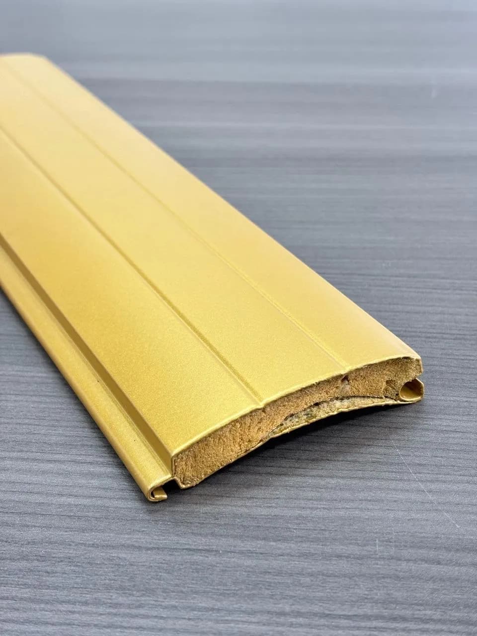 80mm foam-filled interlocking slat