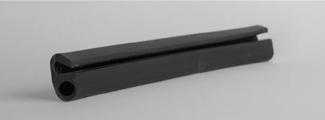 Bottom seal profile